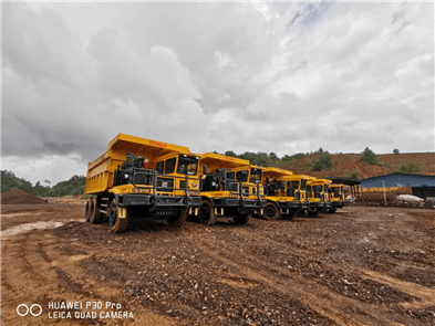 TL855B Working on open iron ore of Malaysia